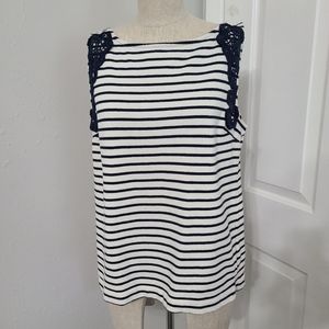 Banana Republic white and black stripes sleeveless top size M *N2